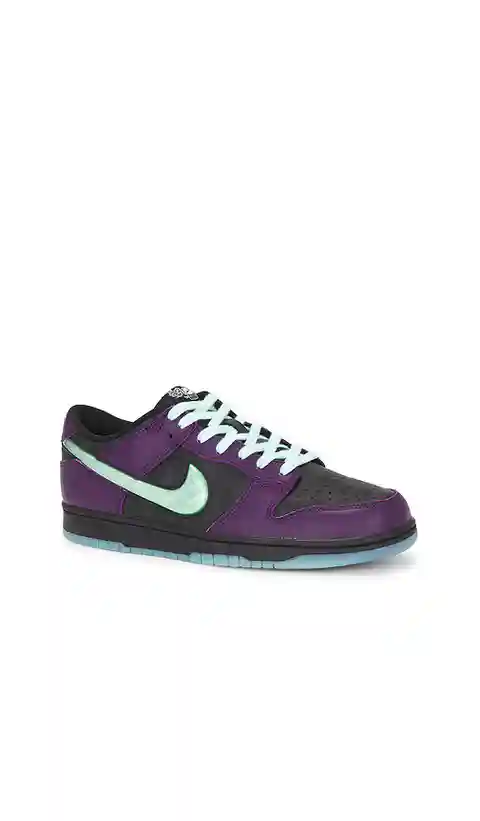 Nike Dunk Low Retro Ltd Halloween in Black,Purple. - size 9 (also in 8, 9.5, 10, 7.5, 8.5)
