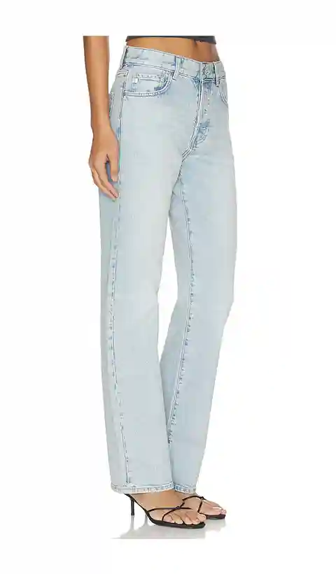 AG Jeans Sydney Straight Jean in Baby Blue. - size 23 (also in 26, 24, 25, 27, 28)