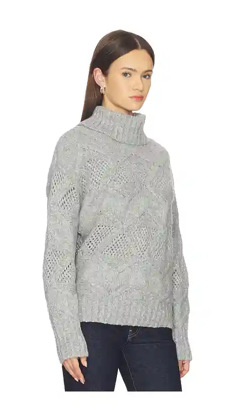 ASTR the Label Janeth Sweater in Light Grey. - size L (also in M, S, XL, XS)