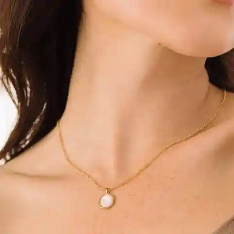 Anna Pendant