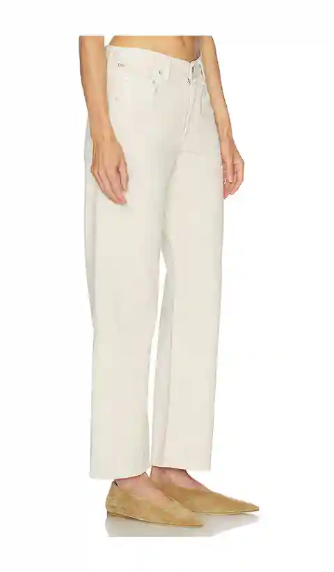 Citizens of Humanity Lindz Low Rise Easy Straight Jeans in White. - size 33 (also in 24, 26, 27, 28, 30, 31, 34)