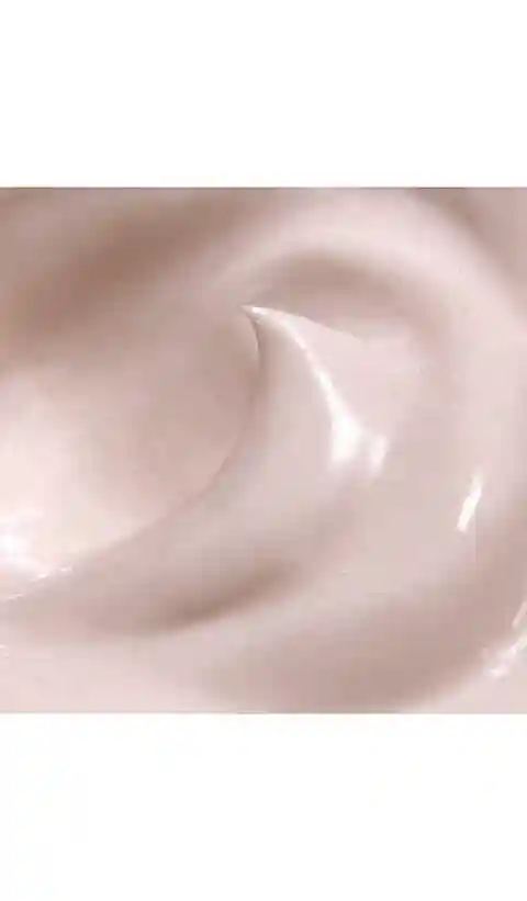 Dr. Barbara Sturm Glow Cream in Beauty: NA.