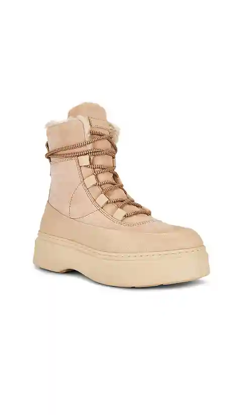 Varley Selva Alpine Ankle Boot in Neutral. - size 6 (also in 9)