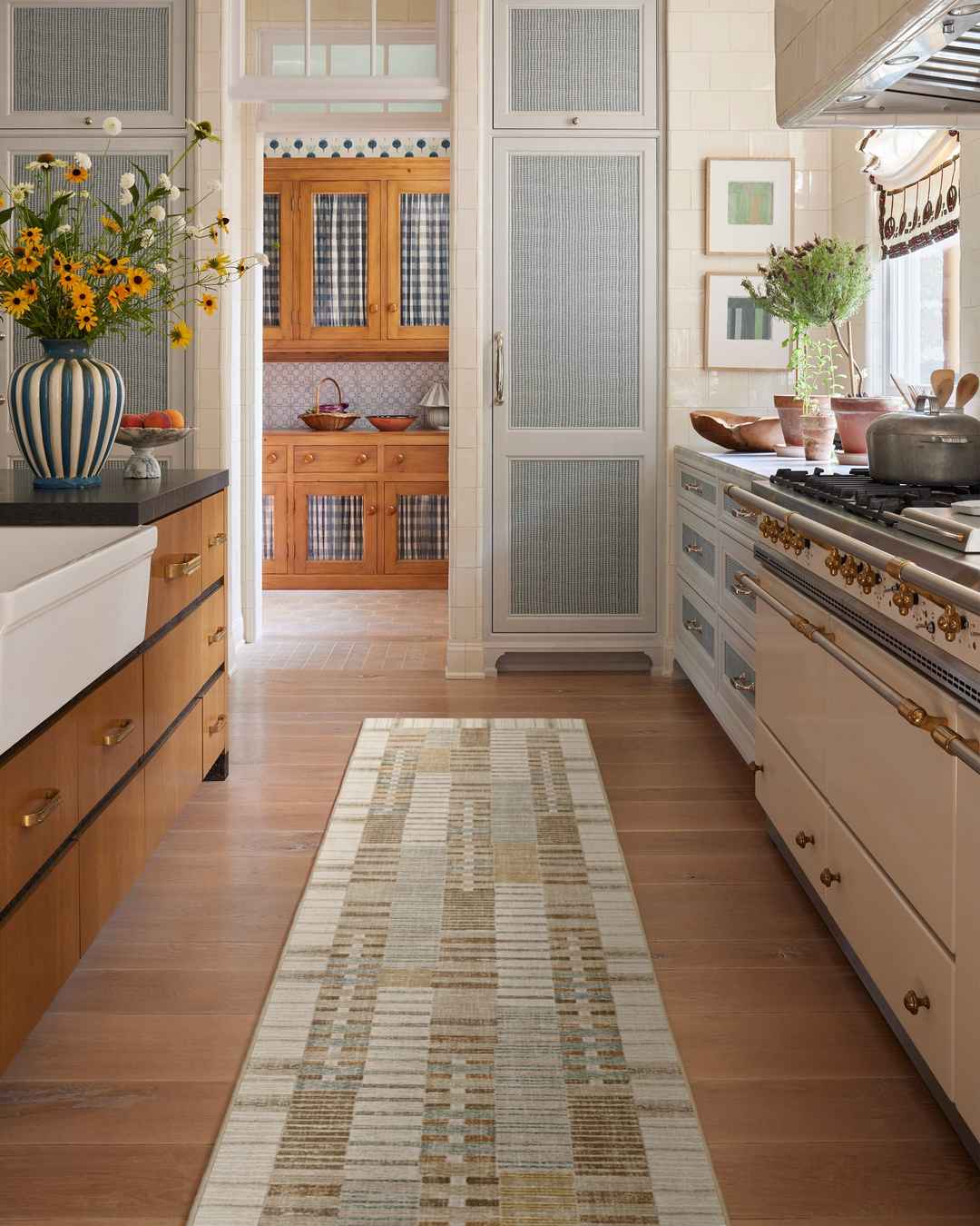 Architectural Digest Selene Neutral Multicolor Rug